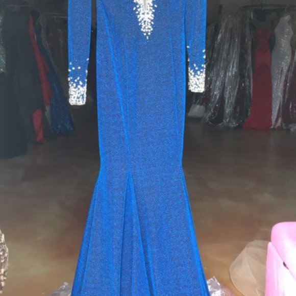 Meet your Posher, Pamela - Picture 2 of 4